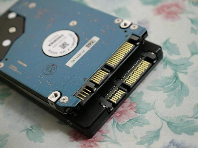 固态硬盘与机械硬盘的区别（固态硬盘和机械硬盘区别在哪）(4)